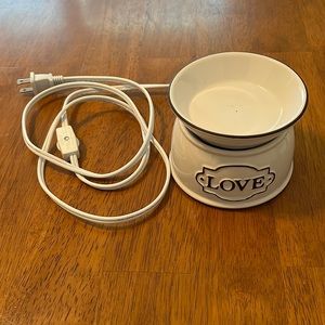 Scentsy Love Warmer